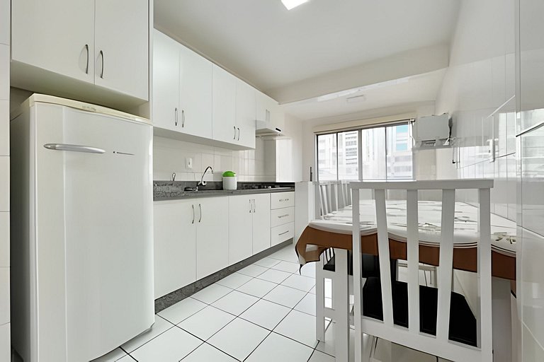 Vacation Rental Apartment with 2 Bedrooms Itapema Meia Praia