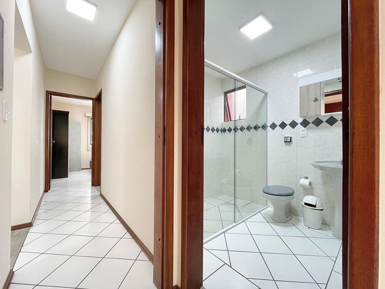 Seasonal rental 2 bedrooms Itapema Meia Praia near the sea