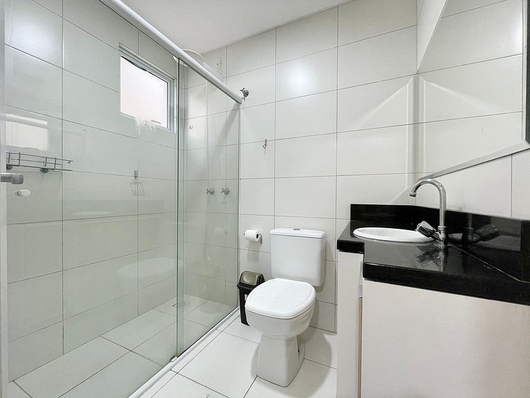 Summer Rentals, 3 Suites, Itapema, Meia Praia, Rua 271