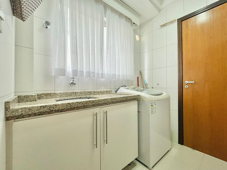 3 Bedroom Beachfront Apartment for Summer Rental in Itapema