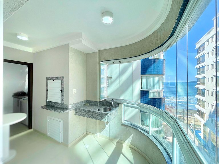3 Bedroom Beachfront Apartment for Summer Rental in Itapema