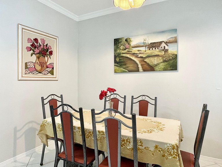 Vacation Rental 3 Bedrooms in Meia Praia