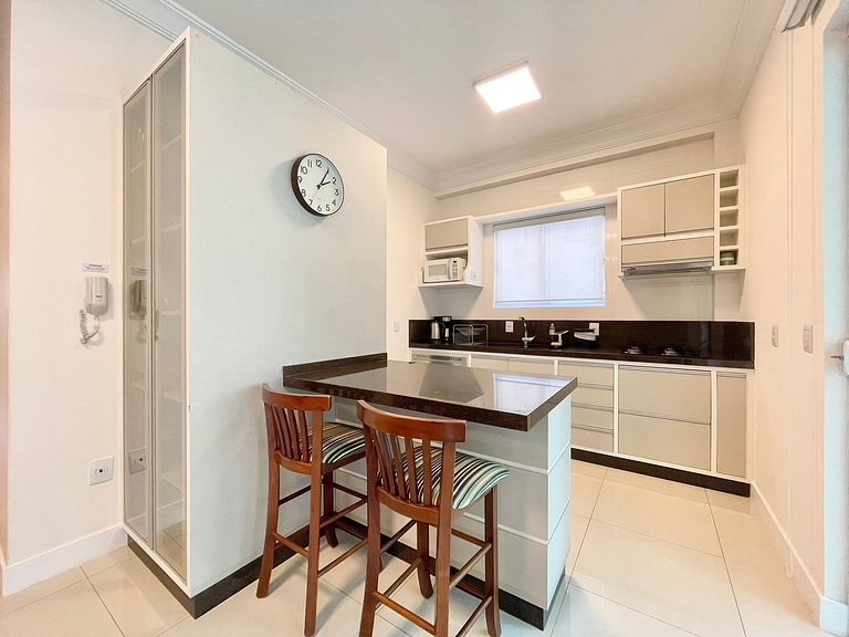 Seasonal Rental Meia Praia Itapema Rua 292 3 Suites Sea