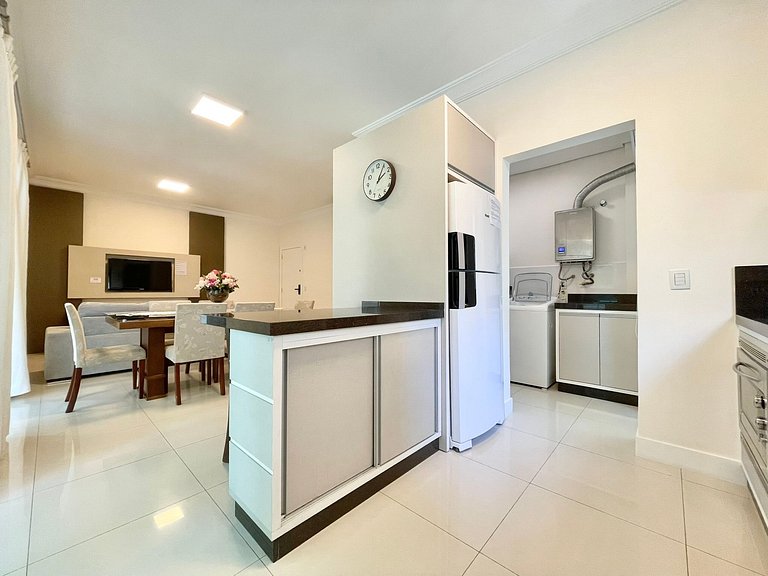 Seasonal Rental Meia Praia Itapema Rua 292 3 Suites Sea