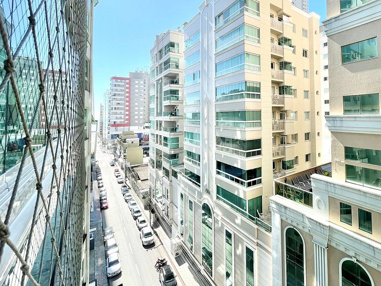 Seasonal Rental Meia Praia Itapema Rua 292 3 Suites Sea