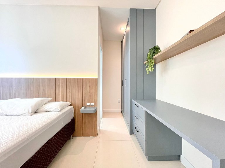 Seasonal Rental Meia Praia Itapema Rua 292 3 Suites Sea