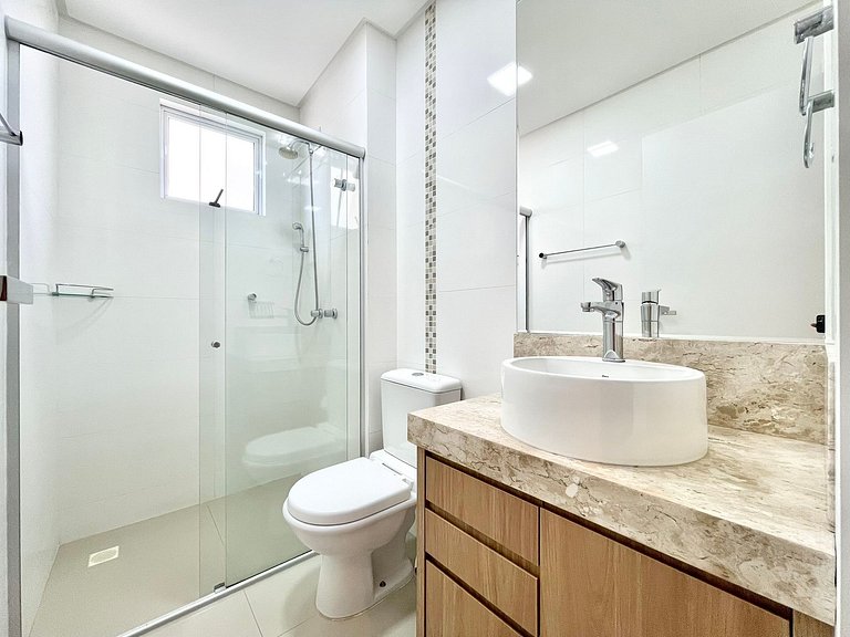 Seasonal Rental Meia Praia Itapema Rua 292 3 Suites Sea