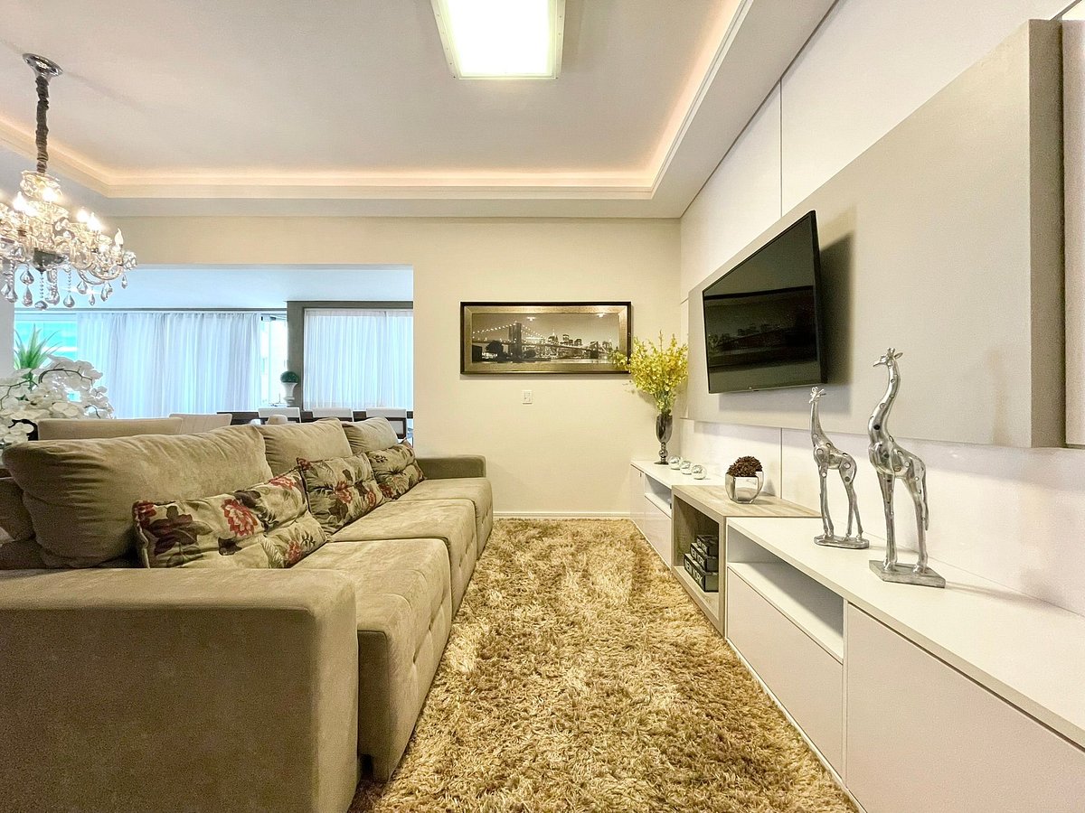 Apartamento 3 suítes na Rua 292, Meia Praia — Itapema