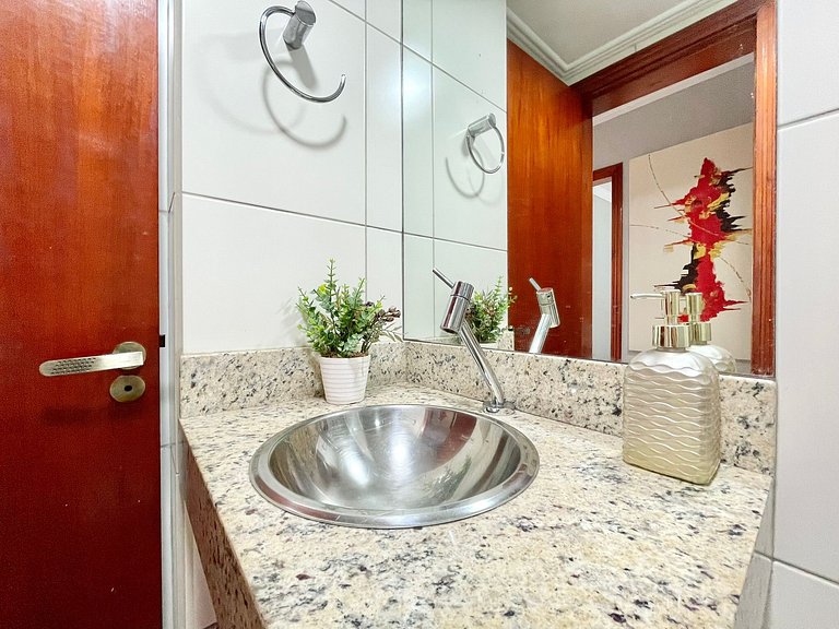 Vacation Rental 2 Bedrooms in Meia Praia