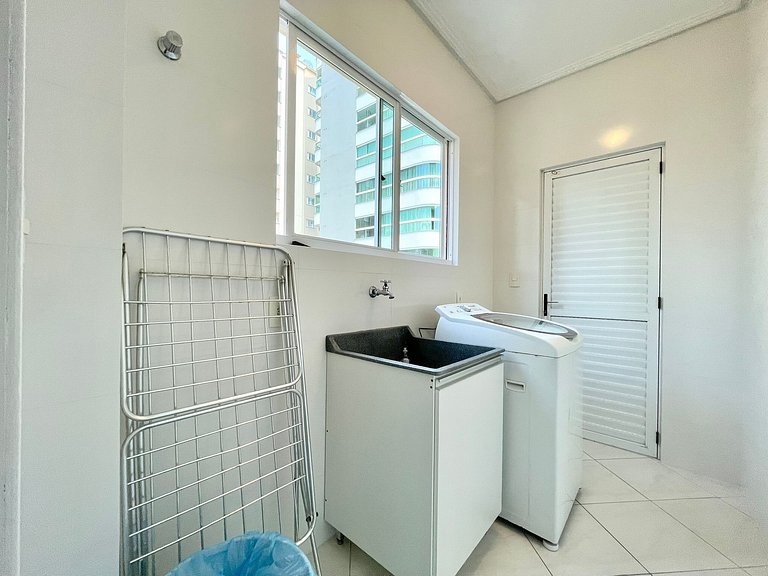 Meia Praia Itapema Vacation Rentals Near McDonald's
