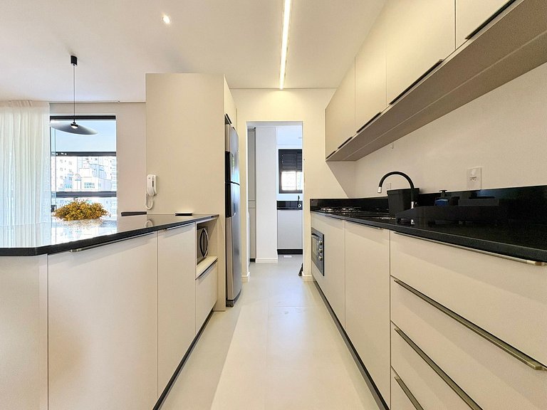 Vacation Apartment 2 Suites and Ocean in Porto Belo, Itapema