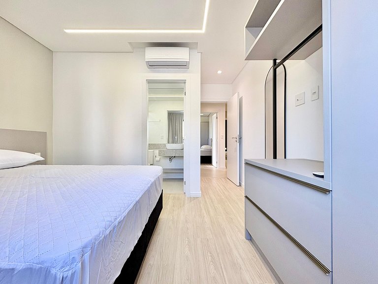 Vacation Apartment 2 Suites and Ocean in Porto Belo, Itapema