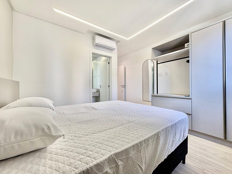 Vacation Apartment 2 Suites and Ocean in Porto Belo, Itapema