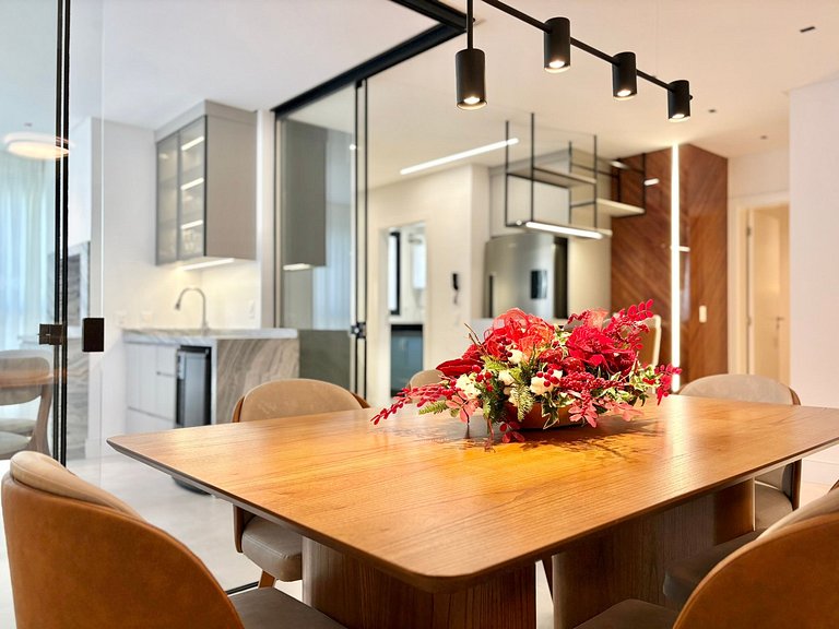 Luxury apartment with 3 suites for seasonal rental in Itapem