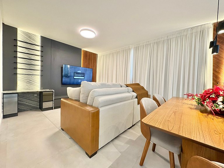 Luxury apartment with 3 suites for seasonal rental in Itapem