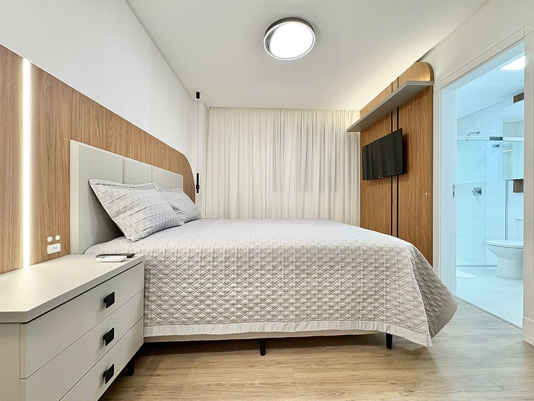 Luxury apartment with 3 suites for seasonal rental in Itapem