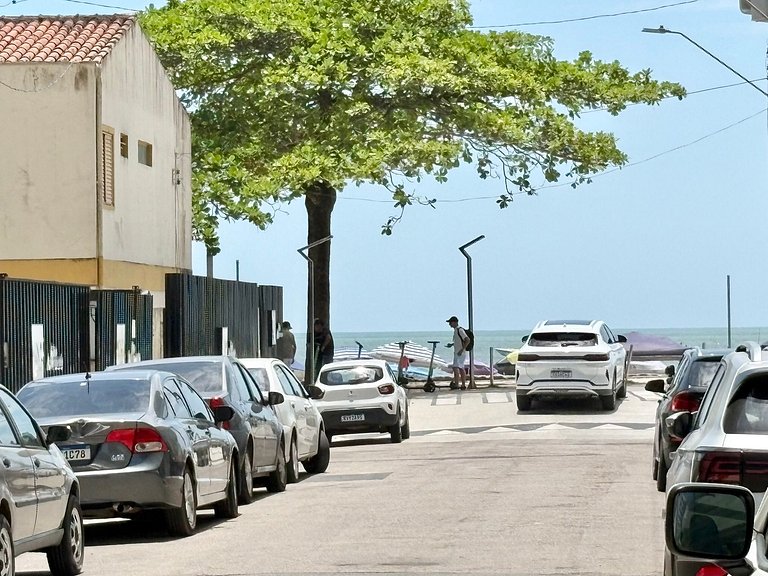 Aluguel Temporada 3 Quartos Beira Mar em Meia Praia Itapema