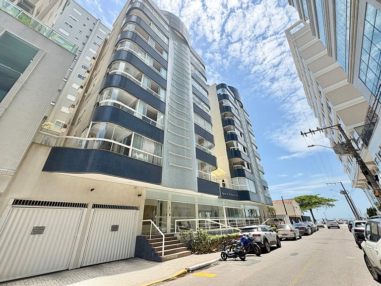 Aluguel Temporada 3 Quartos Beira Mar em Meia Praia Itapema