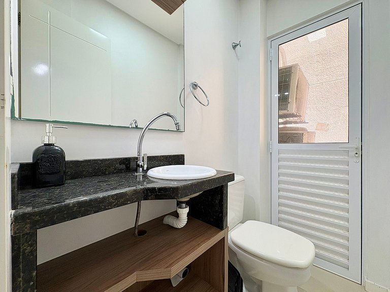 Vacation Rental, Beachfront, 3 suites in Meia Praia, Itapema