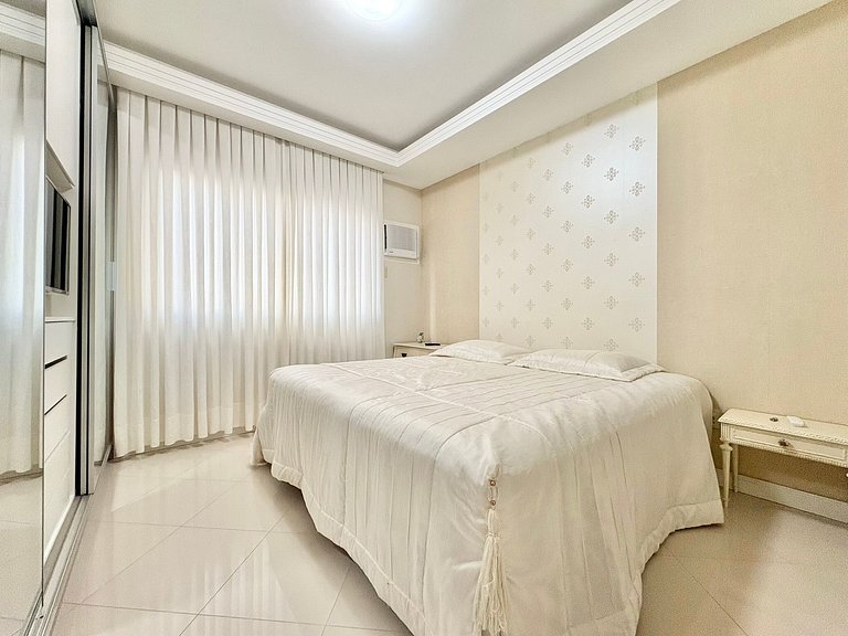 Beautiful Vacation Apartment Itapema 3 Suites Ocean View.