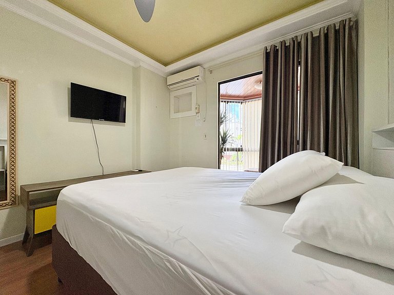 Vacation Apartment in Itapema, 2 Bedrooms, Near the Beach