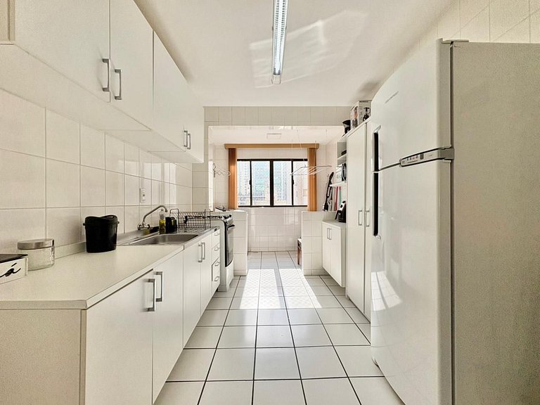 Apartment for rent in Itapema, near the beach in Itapema.