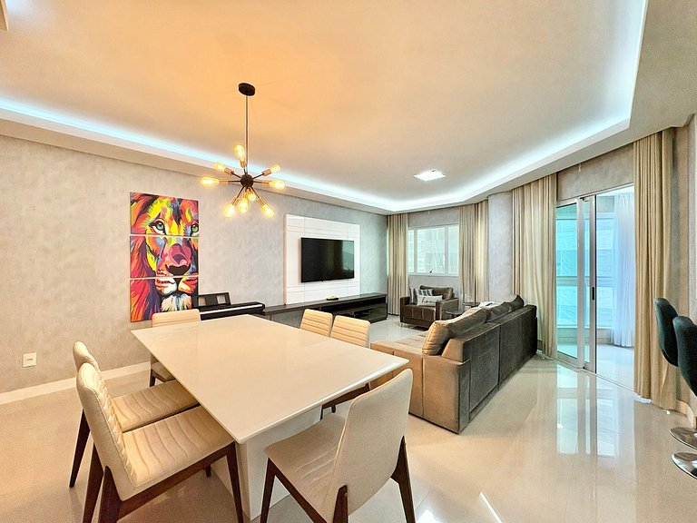 Aluguel Anual em Meia Praia Itapema com 3 Suites e 2 Vagas