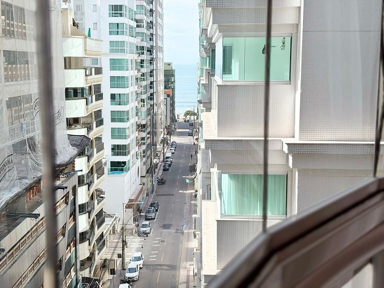 Aluguel Anual em Meia Praia Itapema com 3 Suites e 2 Vagas