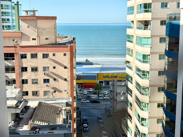 Rua 218 Meia Praia Itapema - Aluguel Anual 3 Suítes e 2 Vaga
