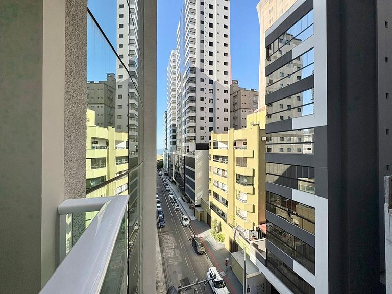 Rua 302 Meia Praia Itapema - Apartametno novo de aluguel anu