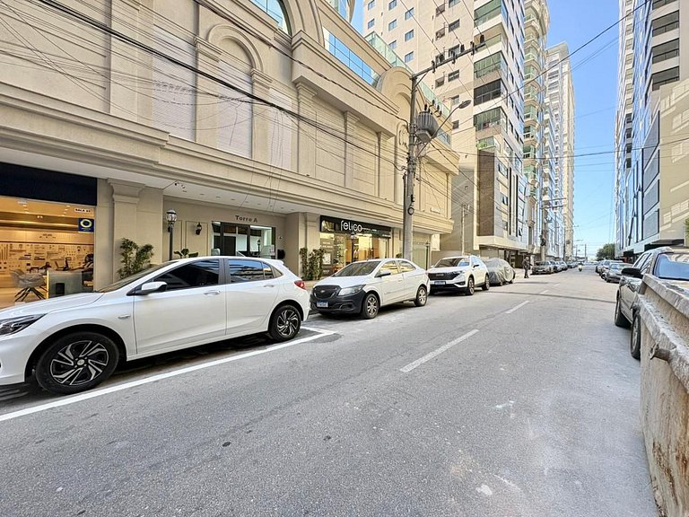Rua 302 Meia Praia Itapema - Apartametno novo de aluguel anu