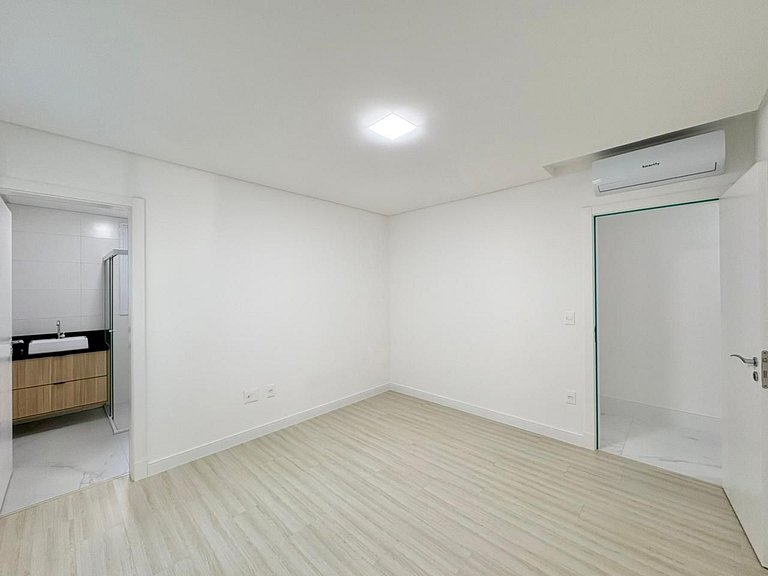 Rua 302 Meia Praia Itapema - Apartametno novo de aluguel anu