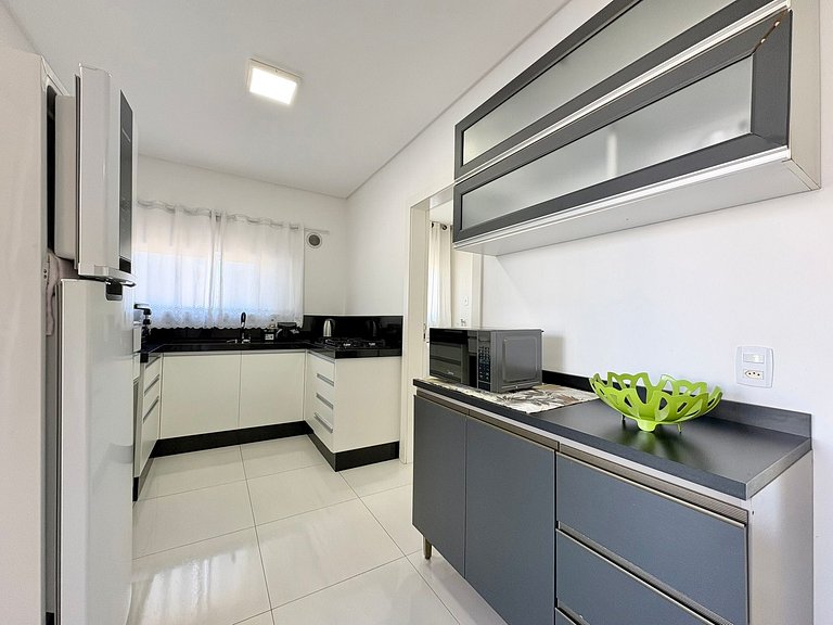 Aluguel Anual Centro Itapema Apartamento 2 Suítes e 2 Vagas