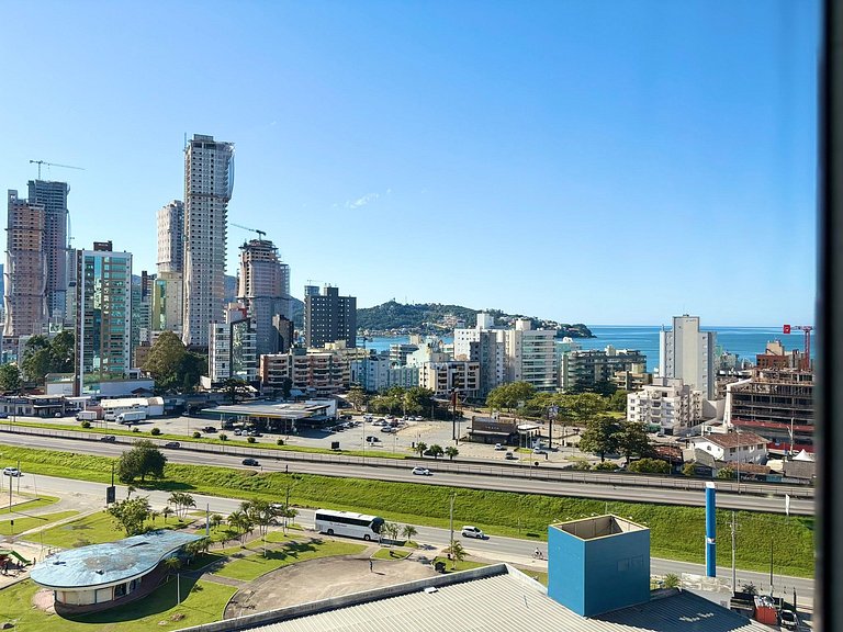 Aluguel Temporada 2 Quartos com Vista Mar em Centro Itapema