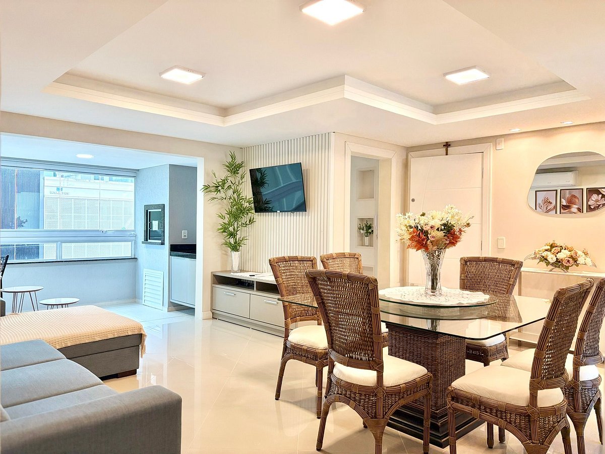 Apartamento 3 Quartos na Rua 313B, Meia Praia — Itapema