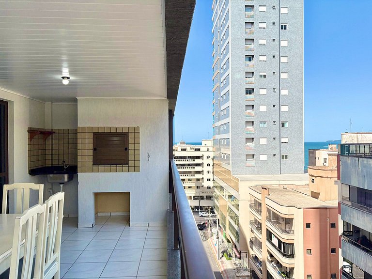 Rua 224 - 3 Dormitórios próximo do Mar - Meia Praia Itapema