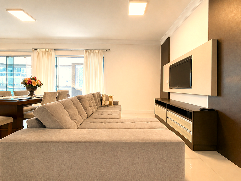 Seasonal Rental Meia Praia Itapema Rua 292 3 Suites Sea