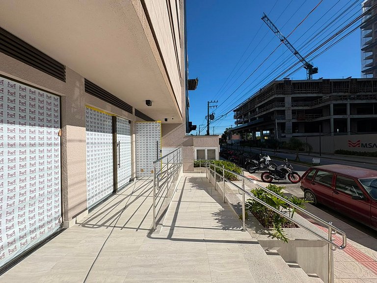 Sala Comercial Nova 62m² privativo para Locação em Perequê –