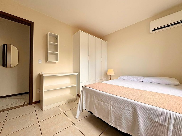 Vacation rental in Itapema: 3 bedrooms, near Hard Rock
