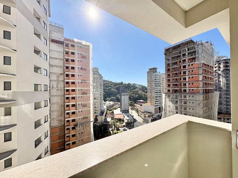 Apartamento com 3 Quartos para alugar, 80m² - Morretes
