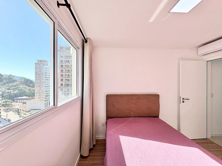Apartamento com 3 Quartos para alugar, 80m² - Morretes