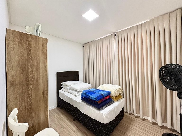 Apartamento com 3 Quartos para alugar, 80m² - Morretes