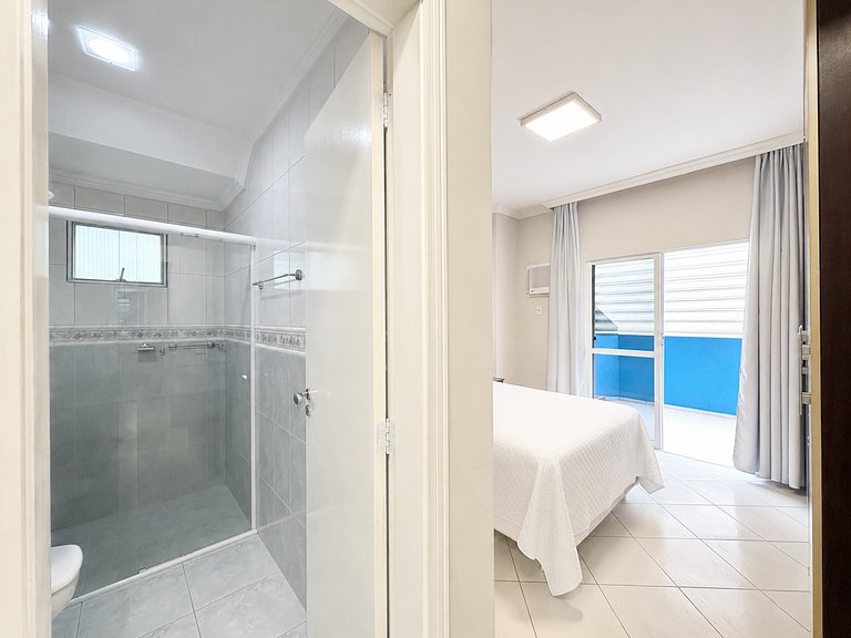 Aluguel Temporada Meia Praia com Piscina Privativa