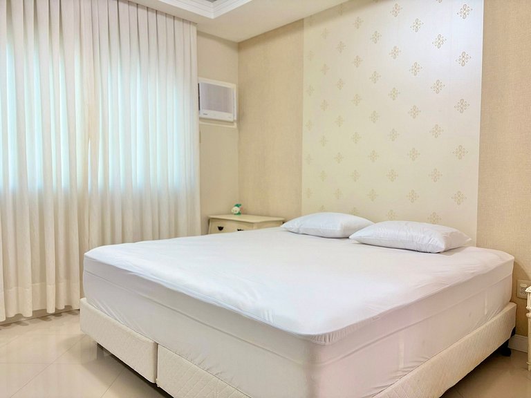 Alquiler Vacacional 3 Suites en Meia Praia Itapema Vista Mar