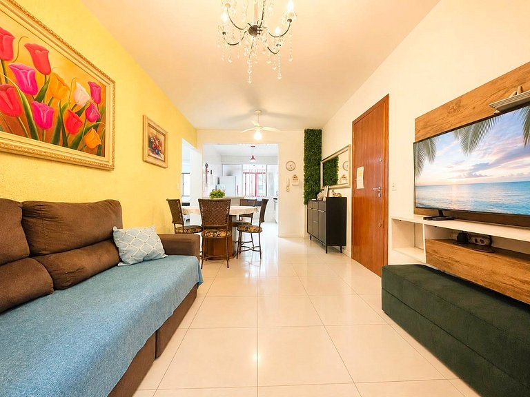 Vacation Rental in Meia Praia with Barbecue