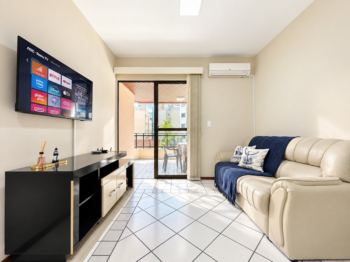 Apartamento 2 Quartos na Rua 284, Meia Praia — Itapema